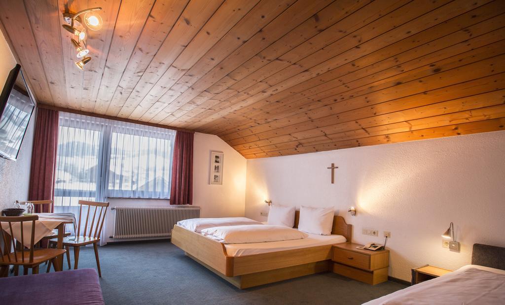 Gästehaus-Pension Barbara Andelsbuch Ruang foto